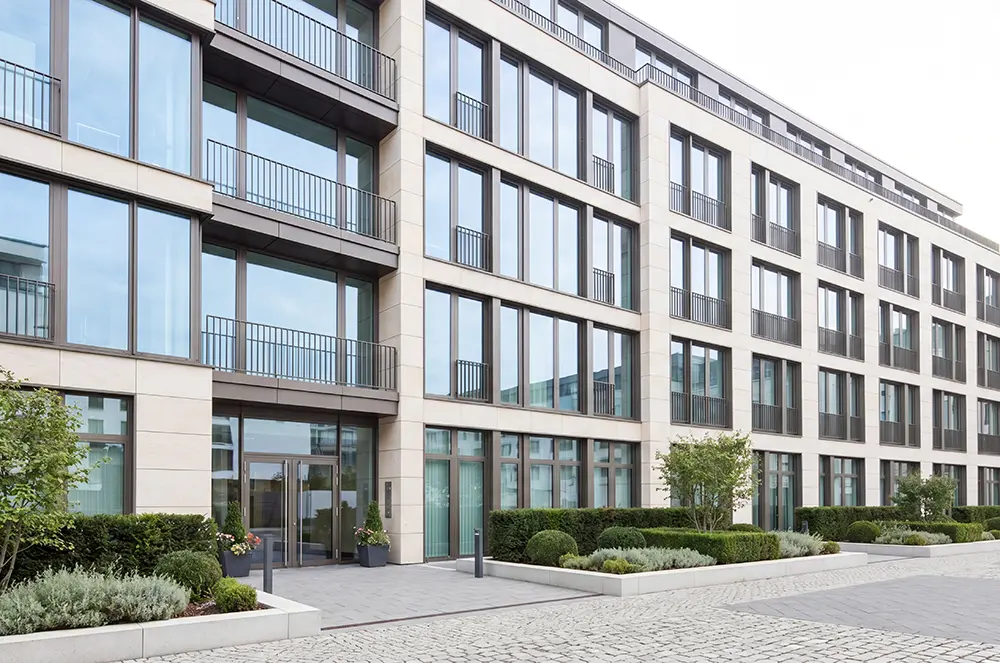 Gewerbegebäude als Gebäudetyp für den Balkon-Konfigurator